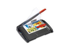 kancelářská řezačka papíru...