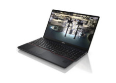 FUJITSU NTB E5512A- 15.6"...